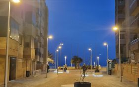 Apartamento En Paseo Maritimo Almeria